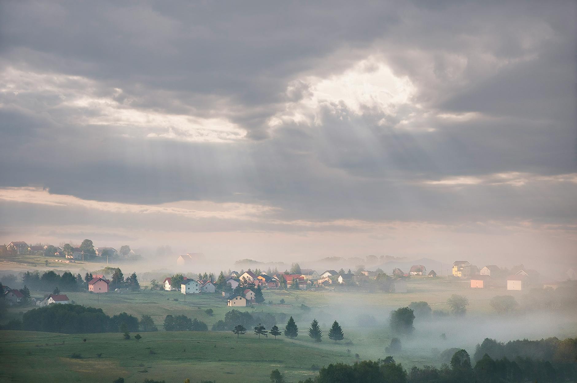 Gorlice: Rozwój infrastruktury i kulturalne emocje w jednym mieście